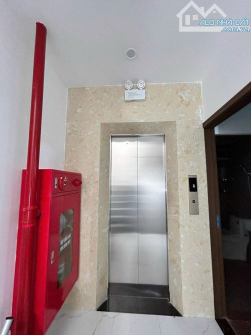 CẦN BÁN CĂN HỘ DỊCH VỤ- NGÕ CHỢ KHÂM THIÊN- 7 TẦNG THANG MÁY- TT QUẬN ĐỐNG ĐA - 7