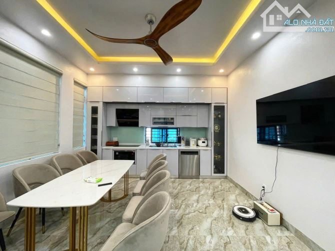 Bán biệt thự Siêu Vip Gần Lê Hồng Phong . DT 177m2 x 2T Lô Góc - 7