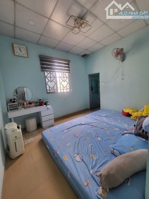 Nhà bán: đường phạm Thế Hiển, Q8. DTSD 55m2. Giá 4,6tỷ - 8