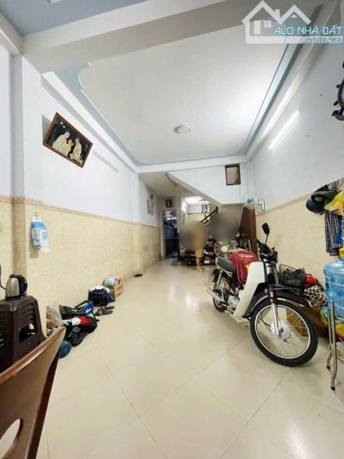 GẤP - NGỘP BANK - HXH THÔN NGUYỄN VĂN QUÁ - SÁT GÒ VẤP - 84m2,3L ST 5PN, KHU DÂN TRÍ, 535T - 8