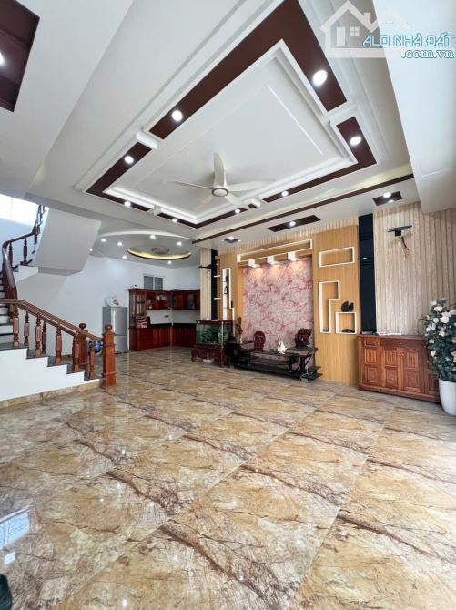 🆘Siêu hiếm- nhà 3 tầng ô tô đỗ cửa ngay sau Metro Hồng Bàng giá chỉ 3,9 tỷ - 8