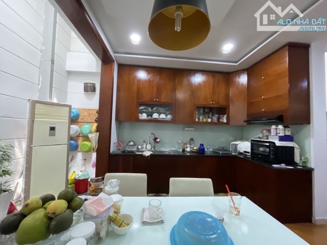 Bán nhanh nhà 65m2. 4 tầng. Hương lộ 3. BHH. Bình Tân. 7.2T - 9