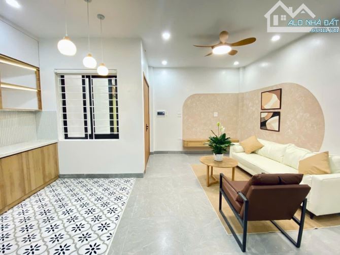 NGUYỄN LƯƠNG BẰNG – SIÊU PHẨM NHÀ ĐẸP  5 TẦNG - FULL NỘI THẤT 43m giá chào chỉ 7,5 tỷ - 9