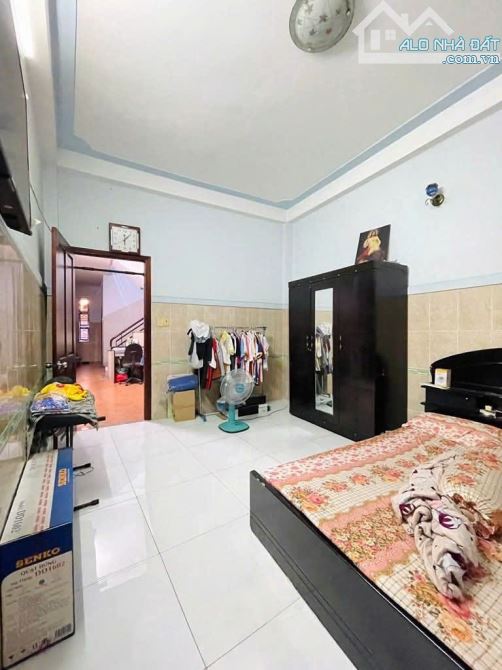 GẤP - NGỘP BANK - HXH THÔN NGUYỄN VĂN QUÁ - SÁT GÒ VẤP - 84m2,3L ST 5PN, KHU DÂN TRÍ, 535T - 9