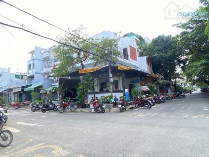 Bán Nhà Lô Góc 2 MT CXPL D Quận 6