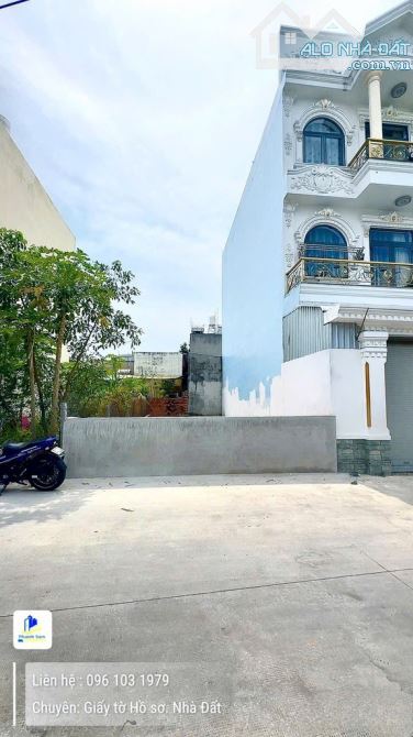Chợ chữ S, Xuân Thới Đông, Hóc Môn. DT 5,2x17m. Sổ riêng, pháp lý chuẩn.