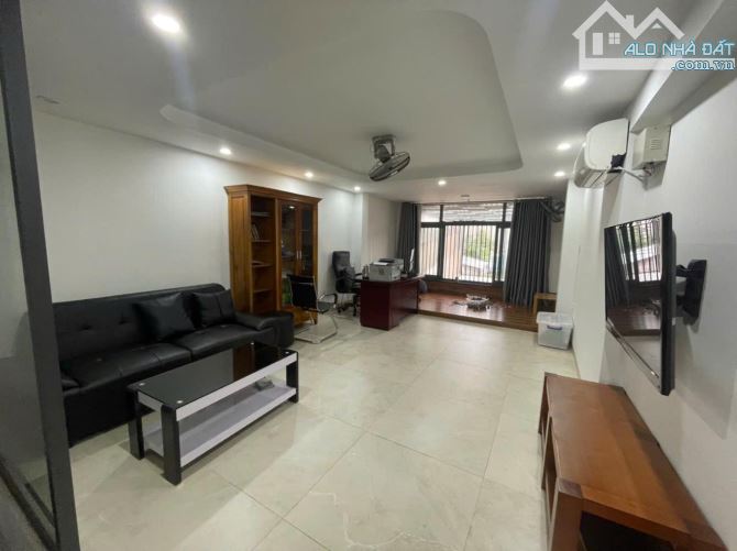 💥💥💥 BÁN NHÀ 4 TẦNG, MẶT TIỀN ĐƯỜNG, TRUNG TÂM ĐÔNG HOÀ, DĨ AN CHỈ 8 tỉ