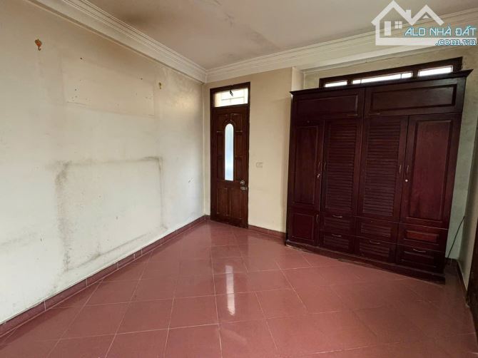 CỰC HIẾM TRONG TẦM GIÁ 4,35 TỶ ! NHÀ TAM TRINH , 31M2 , MẶT TIỀN 4M, SÁT CẦU MAI ĐỘNG