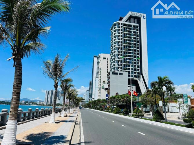 Lô đất mặt tiền đường biển Phạm Văn Đồng - Nha Trang cực hiếm