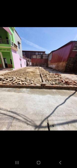 Cực kỳ Cần bán nhà HƯƠNG MẠC TỪ SƠN 2,5 tầng ở ngay diện tích 150 m mặt tiền 9,5 m giá chỉ