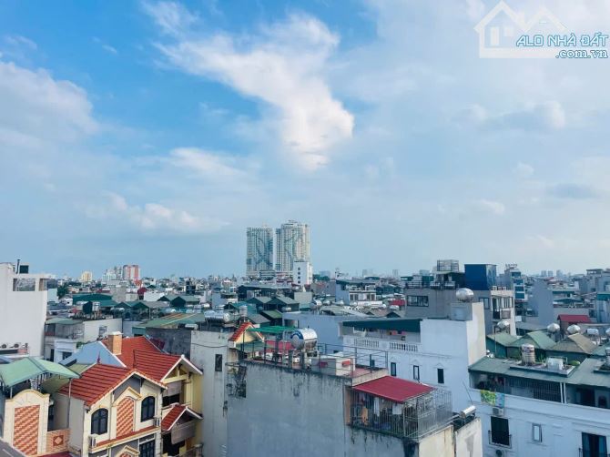 Cần bán Tòa nhà KD-VP phố Ngọc Thụy, Long Biên, 297m2, mặt tiền hơn 12m, 56 tỷ