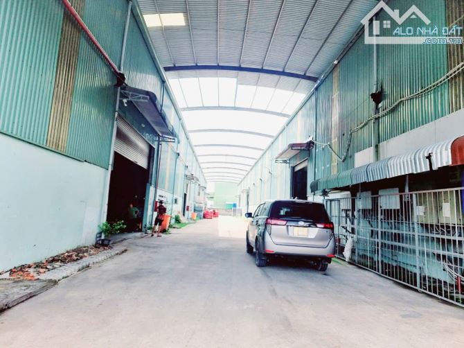 3 nhà xưởng đang cho thuê Doanh thu 9-10 tỷ/năm. DT 11.990m