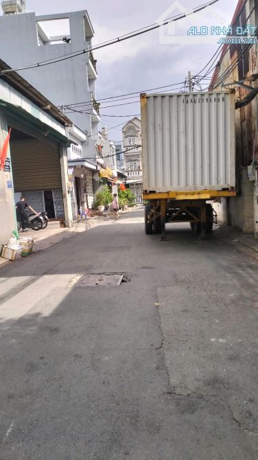 A224 -NHÀ XƯỞNG GẦN LÊ VĂN QUỚI - ĐƯỜNG CONTAINER - 216M2, NGANG 12M, CHỈ 18 TỶ X