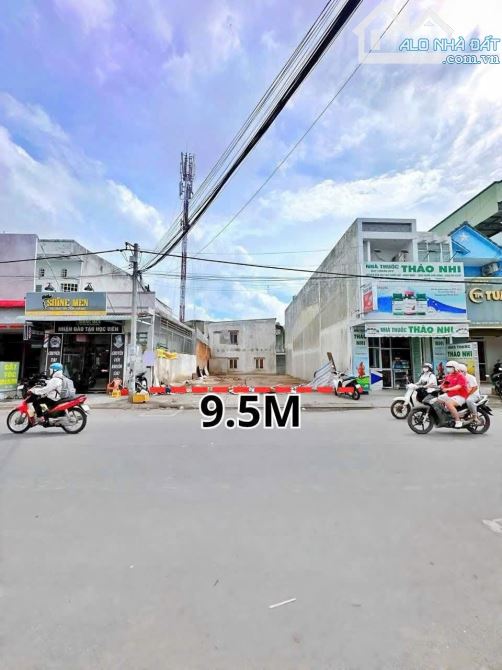 Bán đất nền mặt tiền trần nam phú dt 197m2 giá 15.8 tỷ