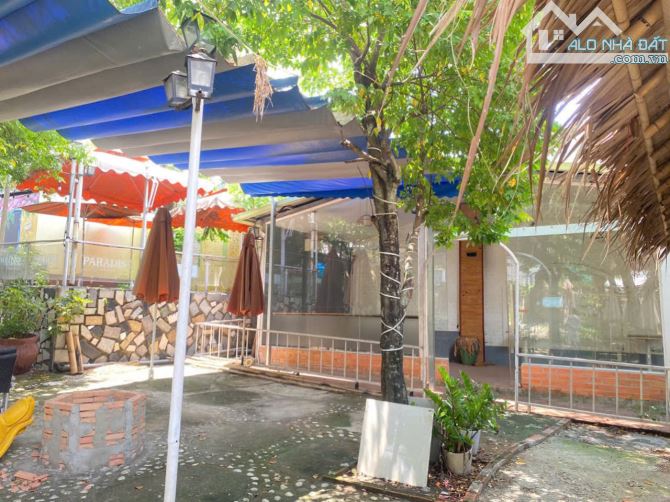 Bán đất 407m2 đang cho thuê làm cafe sân vườn 6tr/tháng ở Gò Dầu - Tây Ninh giá 680 triệu.