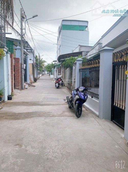 Bán nhà C4 tại nguyễn thị se tân thông hội 101m2 giá 790tr sổ hông riêng