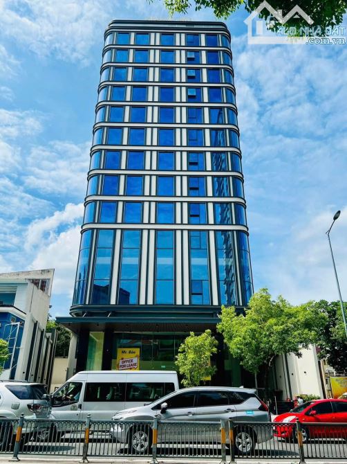 Bán building 2 hầm 10 tầng mặt tiền Võ Văn Tần - DT 17x20m - HDT 638tr/th - 180 tỷ