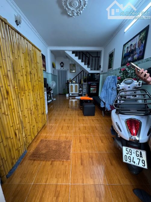 Nhà 2 tầng đường TRƯƠNG THỊ HOA, phường TÂN THỚI HIỆP, Q12, dt 57m2 (3,5mx16m), 3,65Tỷ