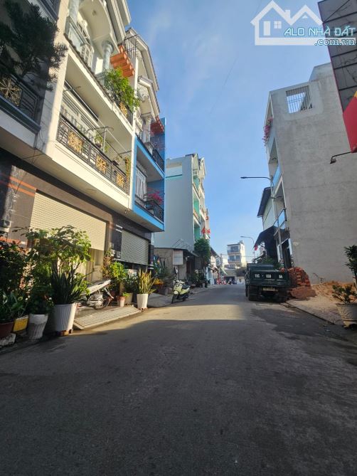 🏠 CHỦ CẦN BÁN GẤP - NHÀ 4 TẦNG ĐƯỜNG BẾN LỘI - 78M2 ( 4M3x19M)