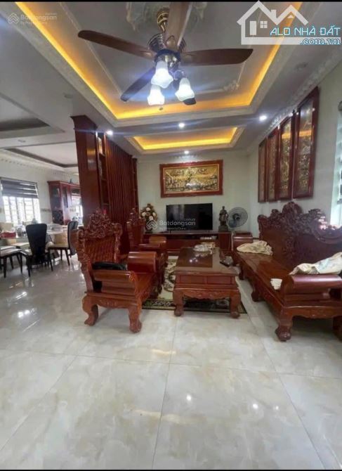 Siêu phẩm Mặt đường Trần Thành Ngọ - Kiến An - Vị trí siêu đẹp