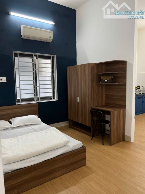 TOÀ CĂN HỘ 4 TẦNG – SÁT BIỂN MỸ KHÊ – DT GẦN 200M² – DOANH THU 40 TRIỆU/THÁNG – CHỈ 13TỶ