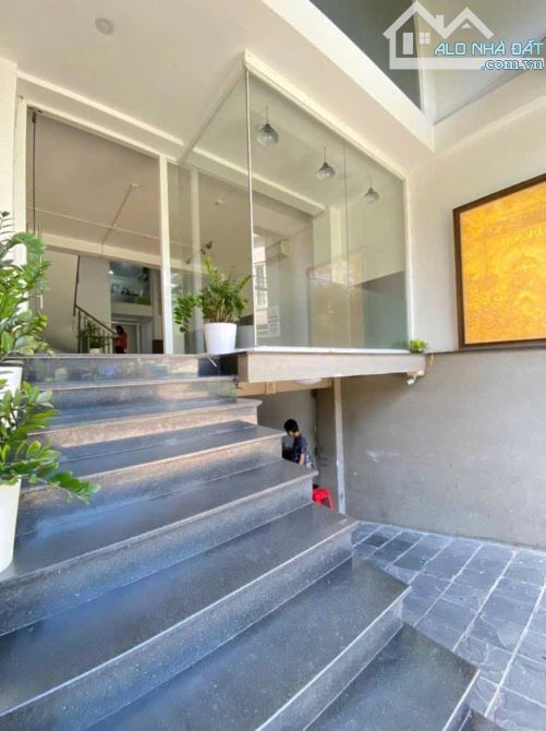 ❌[QUẬN 1] VIP NGUYỄN THỊ MINH KHAI - TOÀ NHÀ 8TẦNG -110M2- NGANG HƠN 4M 40.5T