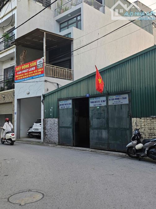 NHÀ C4 GIA QUẤT 22 tỷ 125m MẶT TIỀN 8m NGÕ Ô TÔ KINH DOANH,LONG BIÊN