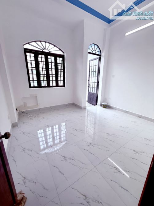 Bán nhà Nguyễn Quý Yêm 48m2 3 tầng xe hơi quay đầu, nhỉnh 5 tỷ - 1