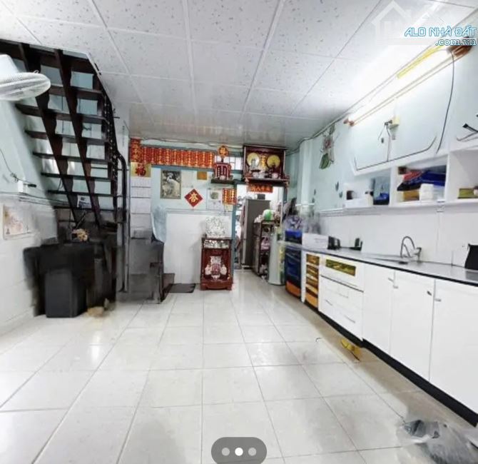 - NHÀ 3 TẦNG - PHẠM VĂN CHÍ - VĂN THÂN-QUẬN 6- 32M2 - SỔ NỞ HẬU TÀI LỘC - NHỈNH 3 TỶ - 1
