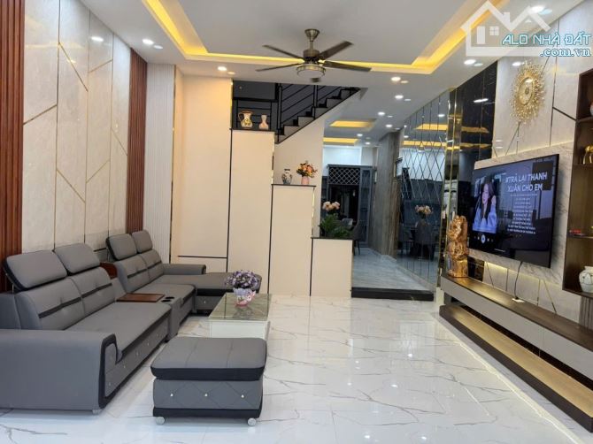 🏡 BÁN NHÀ CĂN GÓC 4 TẦNG – 5x14m – GIÁ 8.2 TỶ – FULL NỘI THẤT – HUỲNH TẤN PHÁT, Q7 - 1