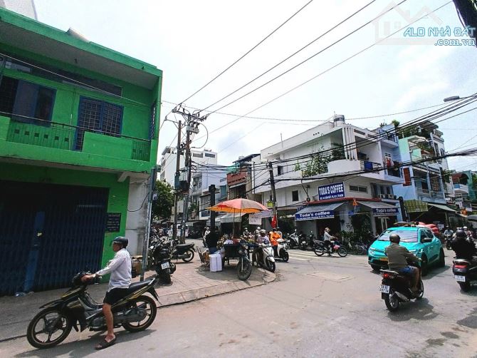 Nhà bán: đường Xóm Đất. Q11. DTSD 60m2 . 2 tầng. Giá 12,8 tỷ - 1