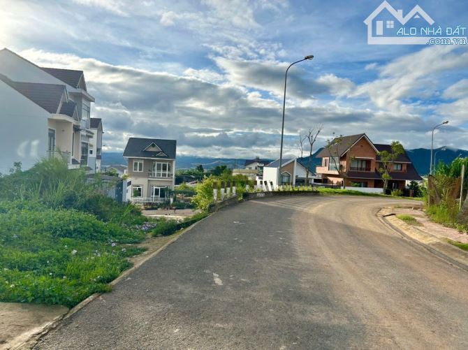 100m2 Đất NGUYỄN HOÀNG ĐÀ LẠT  Giá Tốt Chỉ 4 TỶ - 1