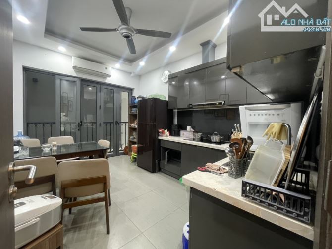 Phường #Hoàng_Văn_Thụ, quận Hoàng Mai, lô góc, ô tô vài bước, ngõ thông, 45m2, nh.ỉnh 7 tỷ - 1
