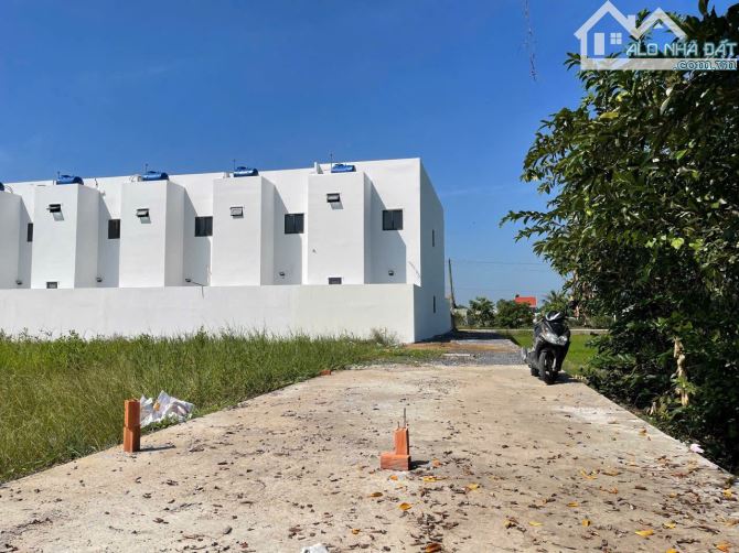 CHÍNH CHỦ GỬI BÁN – ĐẤT THỔ CƯ 303M2 ( 10m x 30,3m ) Giá chỉ 2 TỶ - 1
