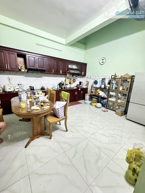 Cần Bán Nhà 1 Trệt 1 Lầu Sổ Hoàn Công Hẻm Oto Bình Giã 71M2 (5x14.24) - Giá: 6Tỷ200 có bớt - 1