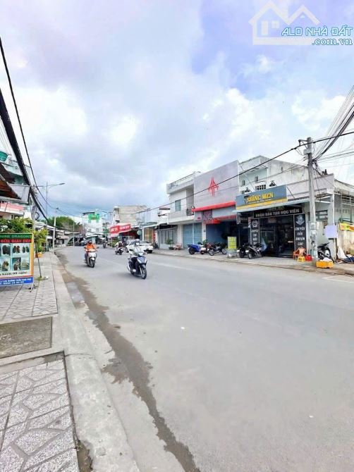 Bán đất nền mặt tiền trần nam phú dt 197m2 giá 15.8 tỷ - 1