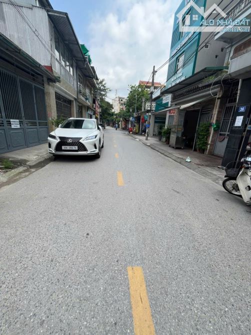 BÁN NHÀ ĐẸP 90M2 PHỐ SÀI ĐỒNG – LONG BIÊN – NỘI THẤT SANG, Ô TÔ ĐỖ CỬA – GIÁ NHỈNH 9 TỶ - 1