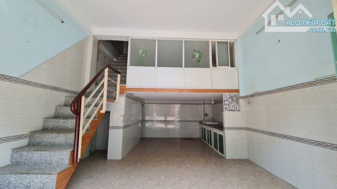 MTKD đông đúc ngay Vincom Q7 DT 146m2 4 tầng hơn 18tỷ thương lượng. - 1