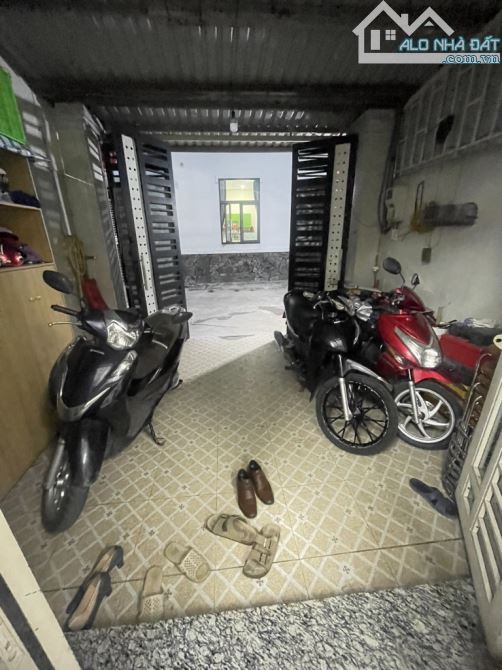 BÁN NHÀ 3 TẦNG HXH ĐƯỜNG THẠNH LỘC 17-DT 65m2 (4x16) 3PN- Hơn 4💰 - 1