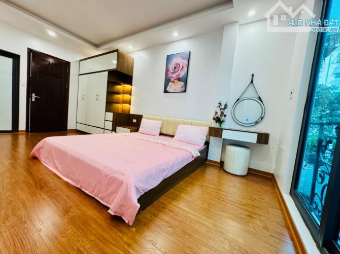 Hot ! Bán nhà Giáp Ngoại Giao Đoàn -Tây Hồ - 35m2 - 5 Tầng - Mt 3.8 - Oto - 7Tỷ Hơn - 1