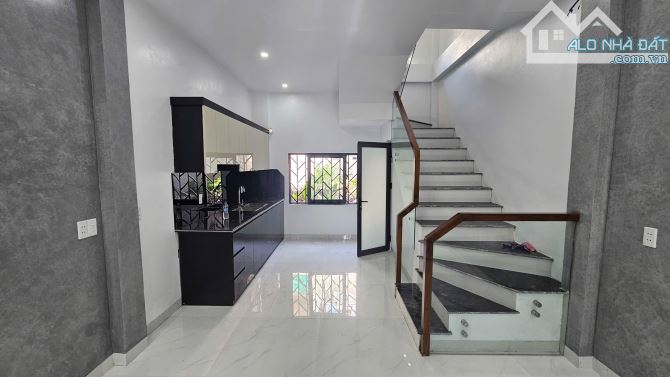 Bán nhà trong ngõ đường Vĩnh Mạc ngõ to - 1