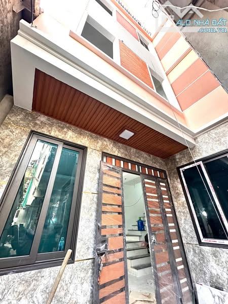 BÁN NHÀ TÂY MỖ NAM TỪ LIÊM 41m 6,5 TỶ 5 TẦNG MT 7m. NGÕ THÔNG RỘNG, TIỆN ÍCH ĐỦ ĐƯỜNG. - 1