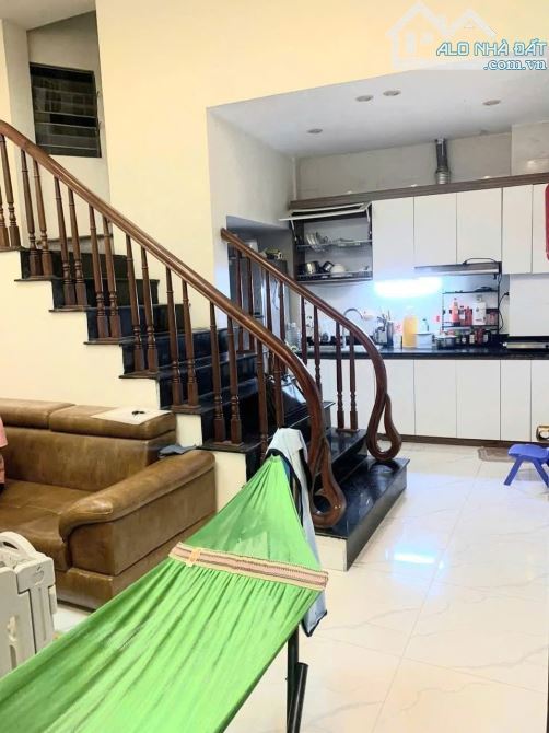 Bán nhà Đội Cấn, DT 38m x 4 tầng, mặt tiền 6m, 7.1 tỷ đồng - 1