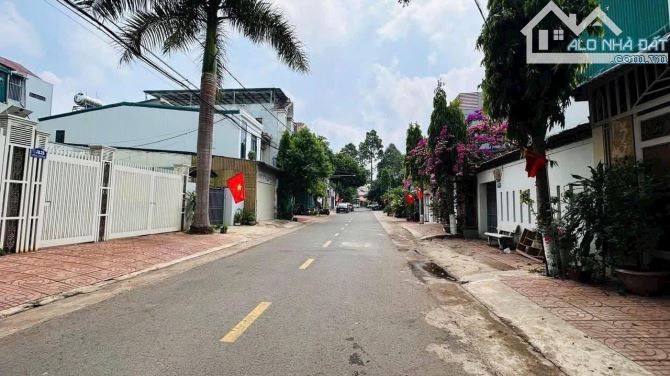 💥💥💥 BÁN ĐẤT TẶNG NHÀ – MẶT TIỀN PHÙ ĐỔNG METRO - 1