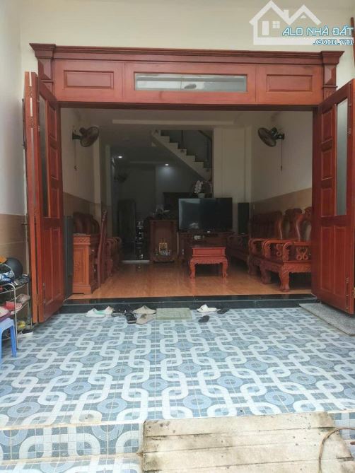 MTĐS7 HẺM Ô TÔ TÂN QUY QUẬN 7  - NHÀ NÁT 2 TẦNG - NGANG HIẾM 6M- THÍCH HỢP XÂY CHDV - 1