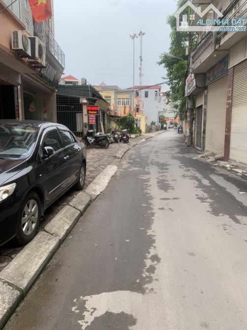 Bán đất Xuân Phương, 55m2, gần phố, gần chỗ đỗ ô tô, đất vuông vắn, hơn 7 tỷ. - 1