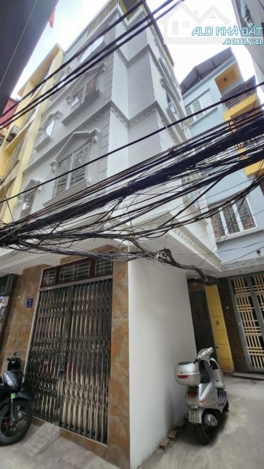 Độc lạ, lô góc ba mặt ngõ, sát Trung Phụng, ngõ kdoanh,tự xây, sổ riêng 15m2. Giá 5.5 tỷ - 1