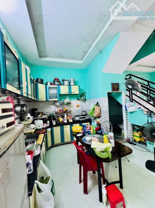 Bán Nhà 2 Mặt Tiền Ngang Đẹp 5m, 2 Tầng HXH Thạnh Lộc 31- DT 60m2(5x12) chỉ 3,85 tỷ - 1