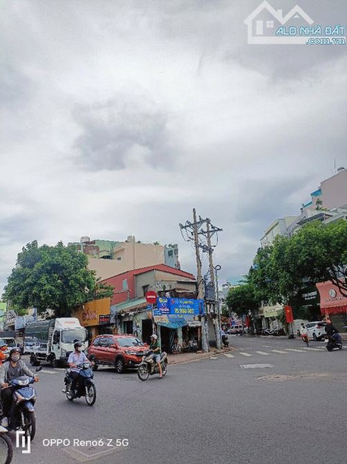 Cần bán gấp mặt tiền Phú Nhuận, Nguyễn Kiệm 39m2 chỉ 13 tỷ - 1