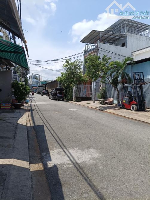 LÔ ĐẤT LỚN - DT 390M - NGANG LỚN 9M - ĐƯỜNG NHỰA 12M - FULL THỔ CƯ - SÁT TÊN LỬA AEON - TI - 1